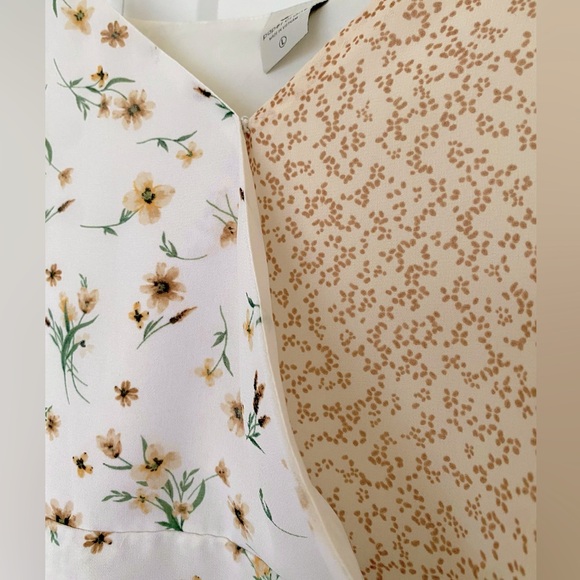 Paper Crane Cream Floral Mix Print Sleeveless Wrap Front Peplum Blouse sz Large - Picture 4 of 7